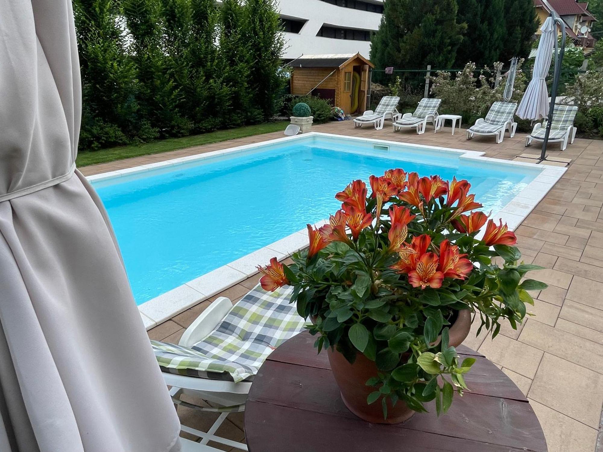 Szemes Villa Balatonszárszó Exterior foto